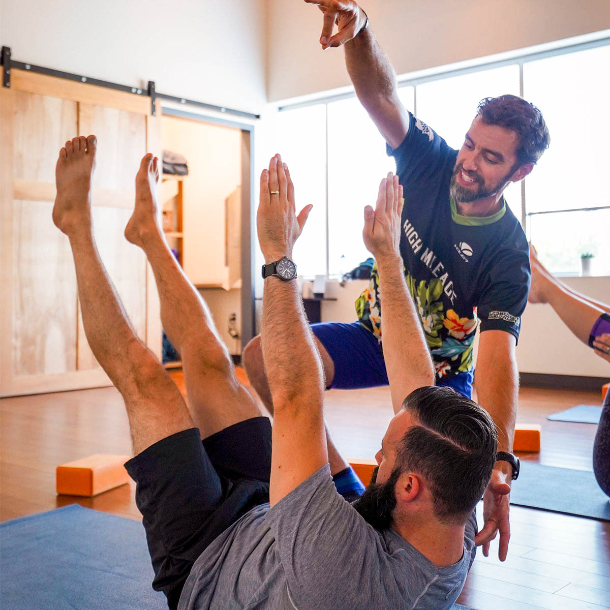 womans back hero pose